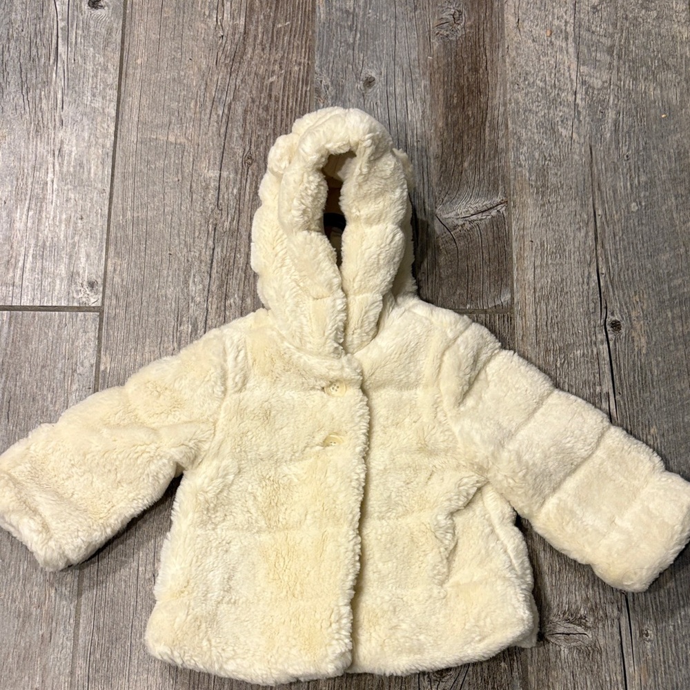 GAP Baby Cream Hooded Jacket coat fur ears size 12-18 months